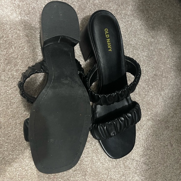 Size 9 Black Heeled Sandals - Picture 3 of 4